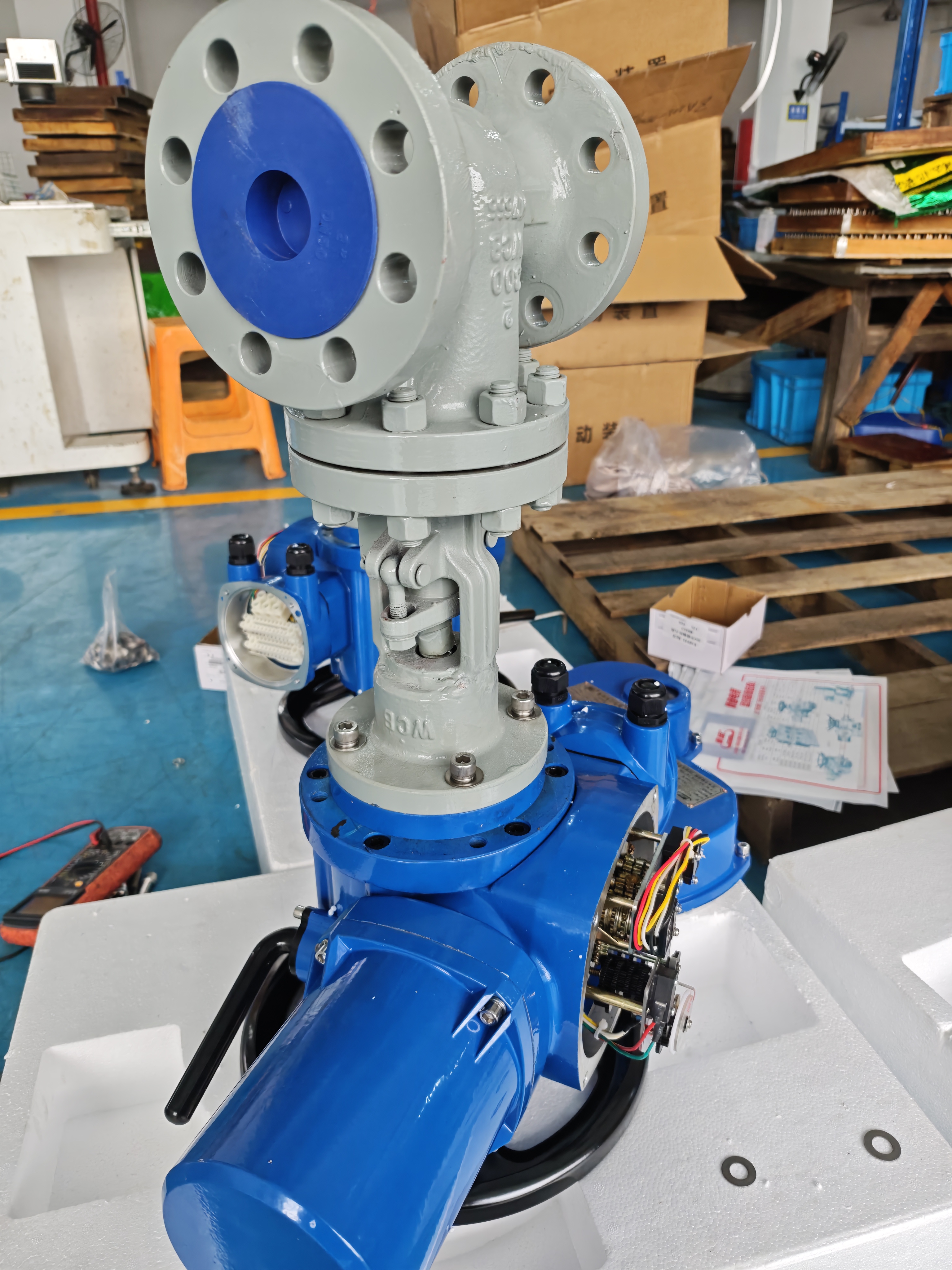 WCB Flange Gate Valve with Electric Actuator