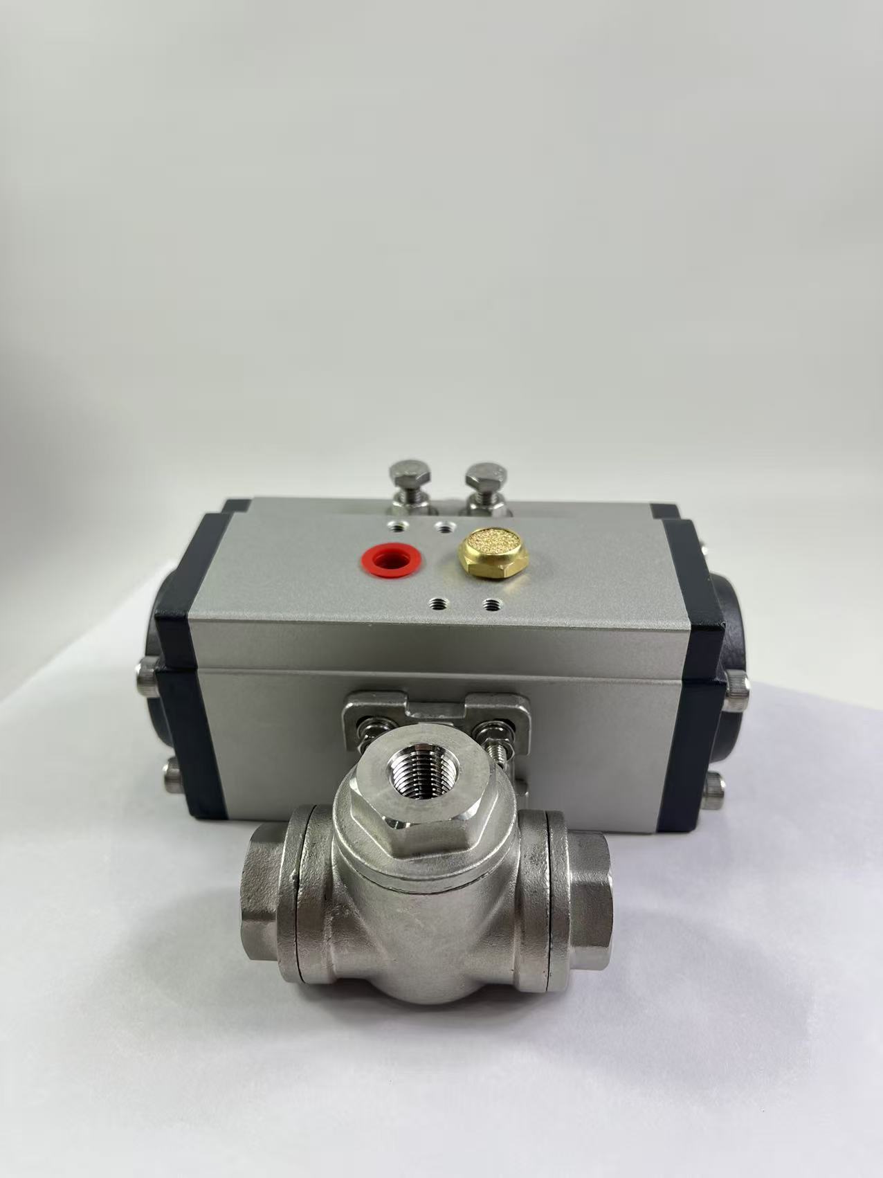3-Way Ball Valve with Single-acting Pneumatic Actuator