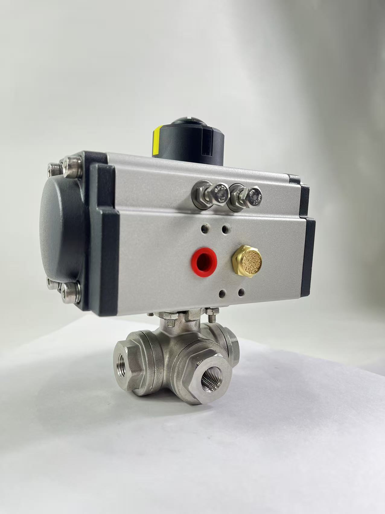 3-Way Ball Valve with Single-acting Pneumatic Actuator