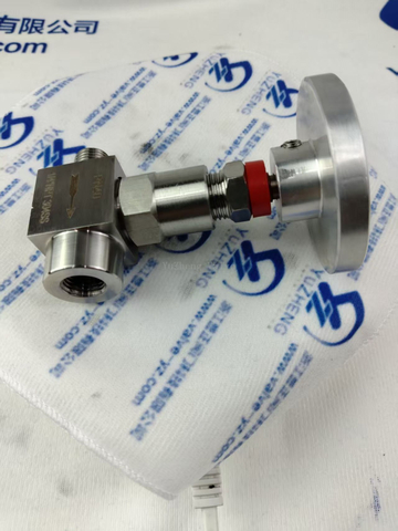 Internal and external thread needle valve