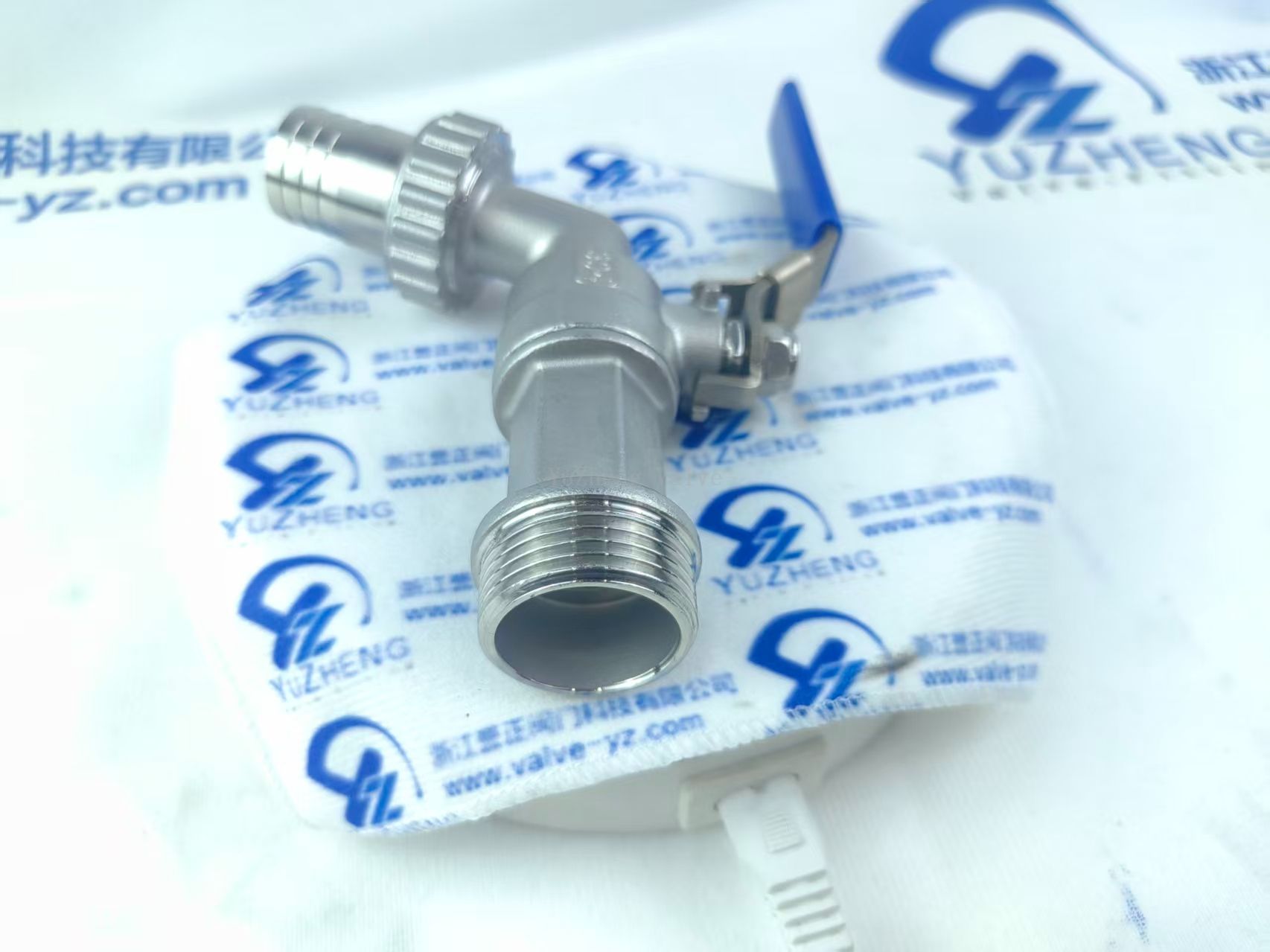 Water tap ball valve