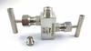Stainless Steel Two-Valve Manifold with Needle Valve