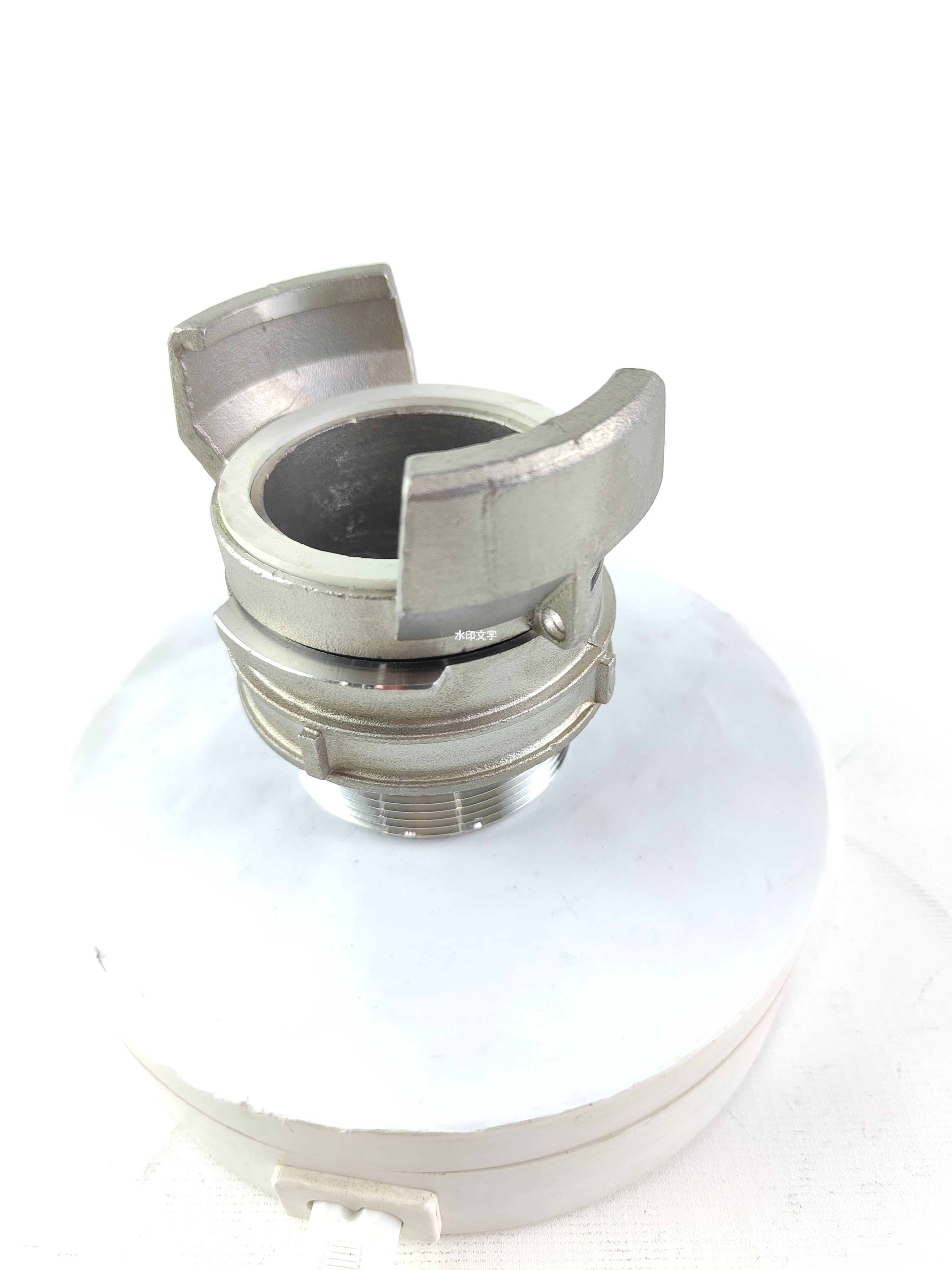 Male Symmetrical Locking Connector